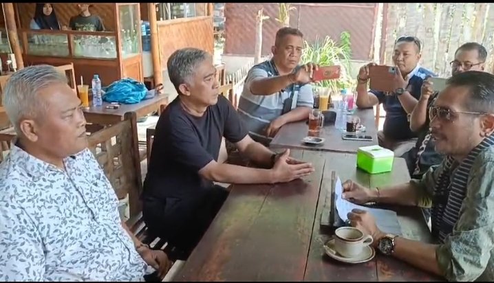 Aktivis Senior Banyuwangi Mempertanyakan Konsistensi Supremasi Hukum di Banyuwangi dalam Kasus Pengancaman dengan Senjata Api 2 IMG 20241101 115900