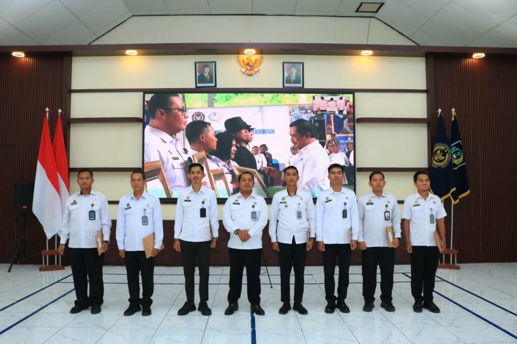 Delapan Pegawai Lapas Banyuwangi Terima Penhargaan Anugraha Wira Wibawa Dharmesti Pratama dari Menteri Imipas 2 IMG 20251105 WA0030