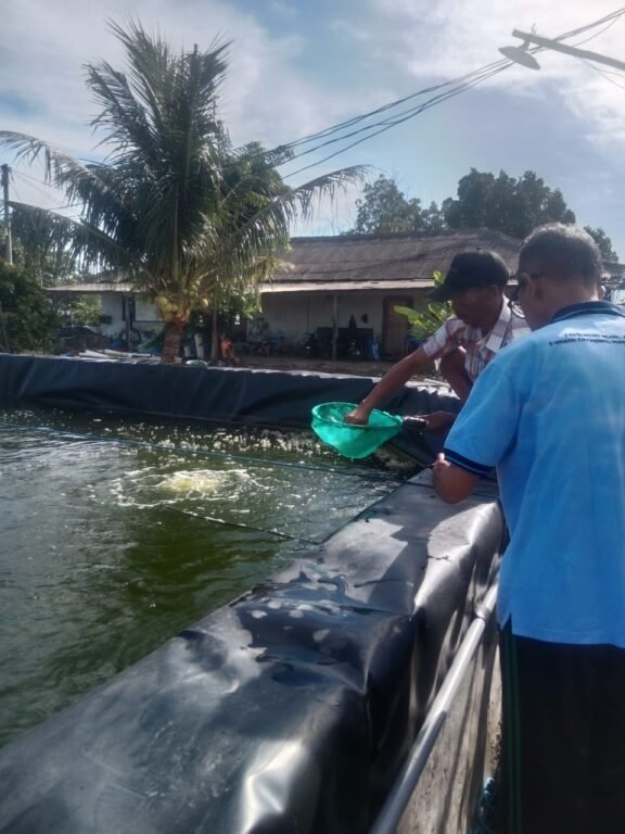 Program Klik Sehati Inovasi Dinas Perikanan Banyuwangi Raih Inotek Award 2 IMG 20251115 WA0050