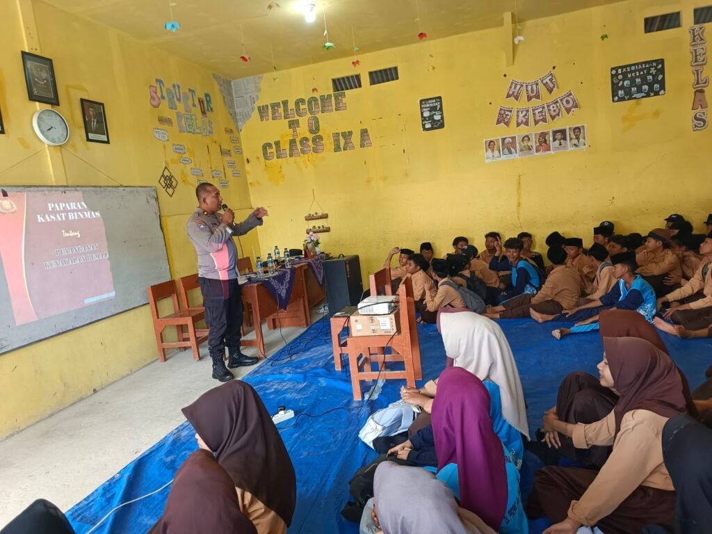 Polresta Banyuwangi Perkuat Pembinaan Disiplin dan Antibullying di Kalangan Pelajar 2 IMG 20251128 WA0018