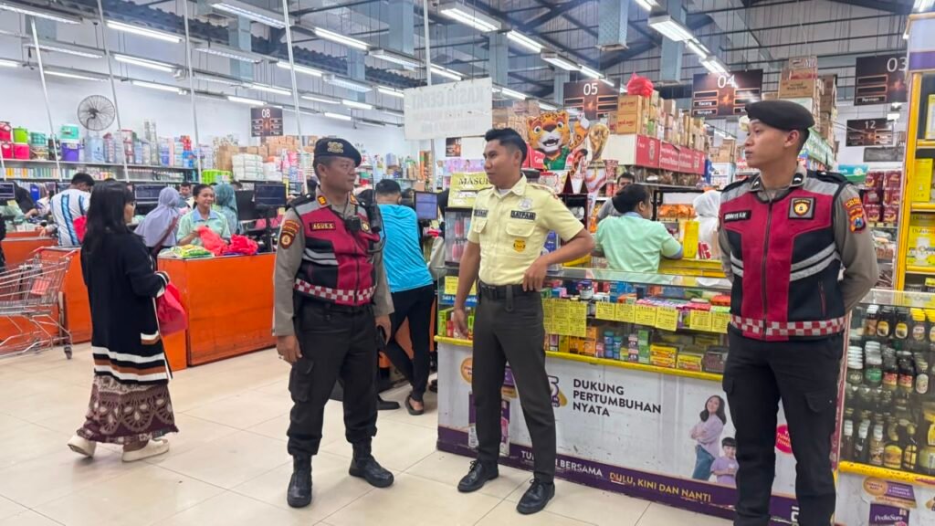 Sat Samapta Polres Lumajang Intensifkan Patroli Objek Vital, Cegah Aksi Kriminalitas 3C 2 IMG 20260711 WA01461