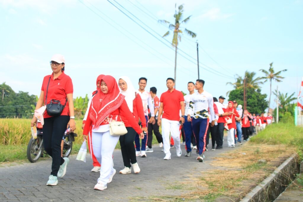Eratkan Silaturahmi, Lapas Banyuwangi Gelar Funwalk Keluarga Sambut HUT RI ke-81 3 IMG 20260808 WA0012