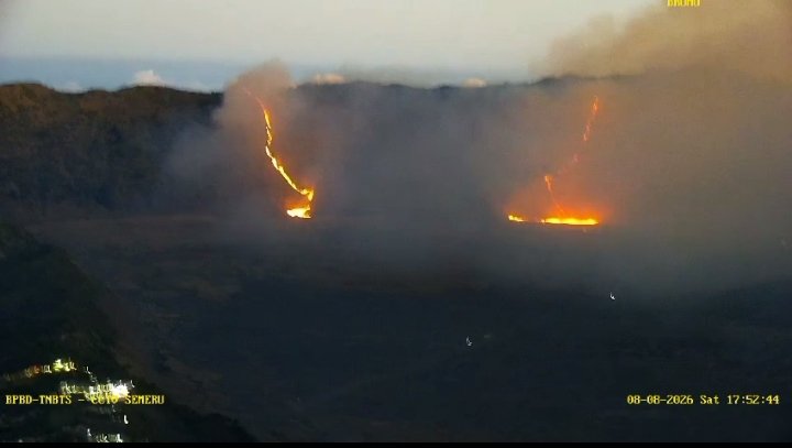 Kebakaran Hutan Gunung Semeru Mengarah ke Argowulan dan Savana, BPBD Lumajang Lakukan Penyekatan 2 IMG 20260808 WA0192