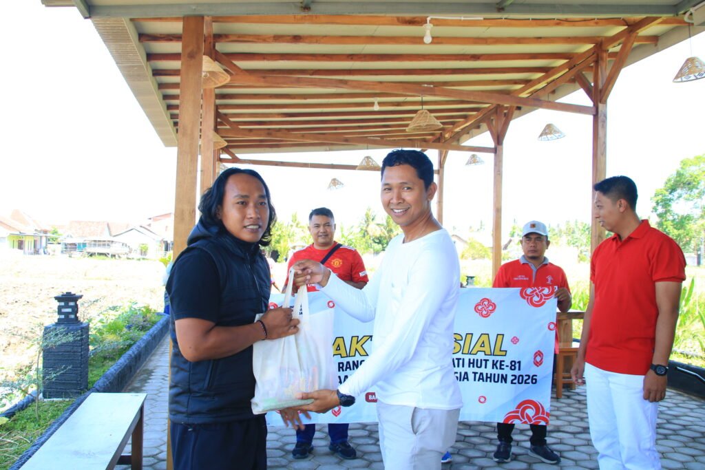 Sambut HUT RI ke-81, Lapas Banyuwangi Salurkan Paket Sembako untuk Warga Sekitar 2 IMG 20260810 WA0040