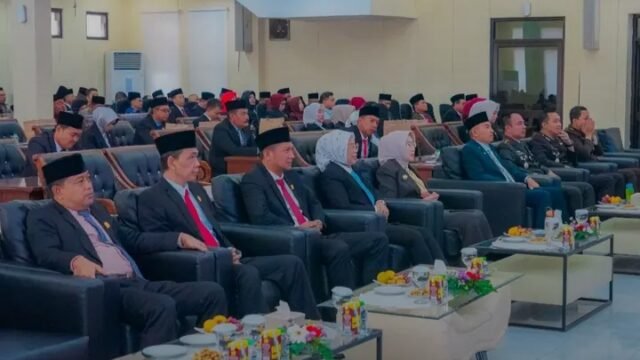 Rapat paripurna DPRD kabupaten Lumajang 