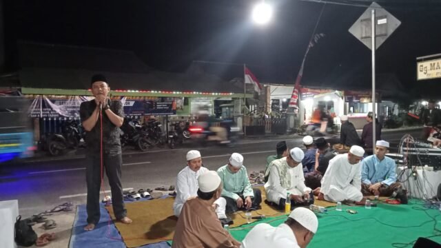 Warga RT 02/RW 013 Gelar Tasyakuran HUT ke-81 Kemerdekaan RI, Diiringi Hadroh Al Fatah 3 IMG 20260815 WA0133