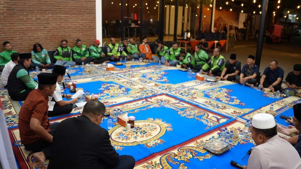 Kapolresta Banyuwangi Bertemu 15 Koordinator Ojol, Bahas Keselamatan hingga Peluang Wisata 4 IMG 20260827 WA0076
