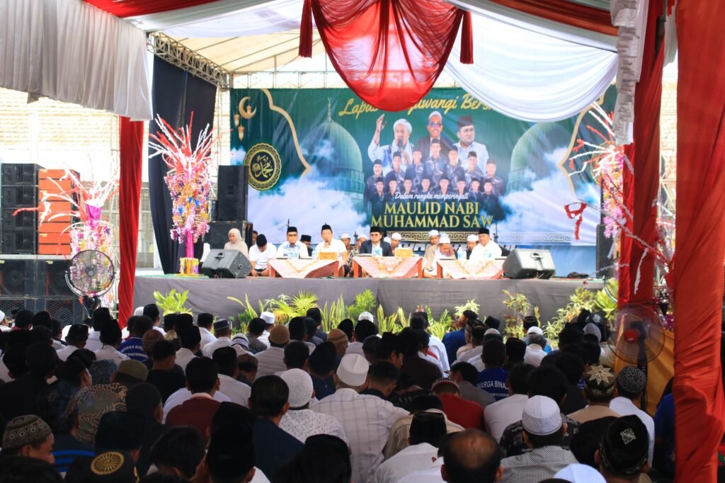 Meriahkan Maulid Nabi dengan Tradisi Ndag-Ndogan, Warga Binaan Lapas Banyuwangi Diajak Meneladani Akhlak Rasulullah 2 IMG 20260831 WA0050