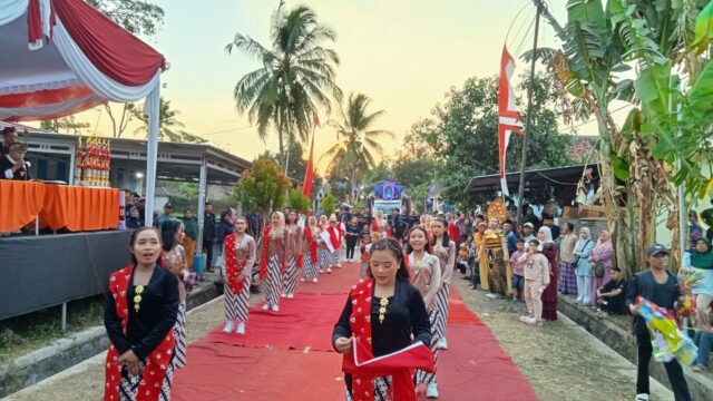 Karnaval Pawai Budaya Nusantara Warnai HUT ke-81 RI di Desa Babakan, Angkat Tradisi dan Budaya 2 IMG20260912170925