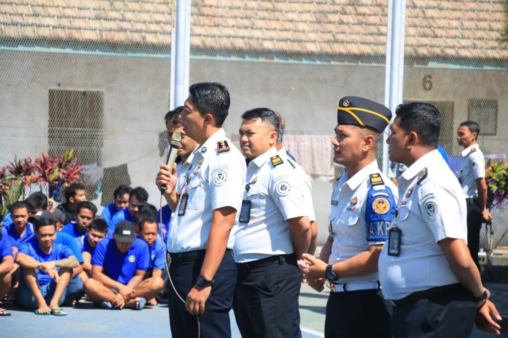Kumpulkan Warga Binaan, Kalapas Banyuwangi Minta Aturan Lapas Dipatuhi Tanpa Pengecualian 3 IMG 20261005 WA0029